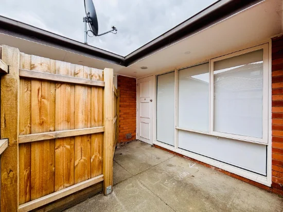 2/32 Norwood Street, Albion, Vic 3020