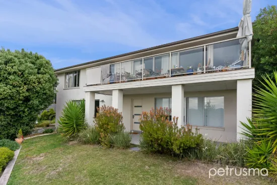 2/323 Churchill Avenue, Sandy Bay, Tas 7005