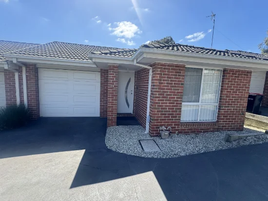2/33 Albert Street, Kilmore, Vic 3764
