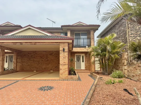 2/33 Verge Road, Callala Beach, NSW 2540