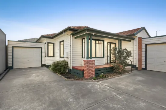 2/33 Young Street, Oakleigh, Vic 3166