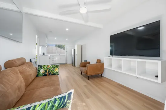 2/33 Yuletide Street, Holland Park West, Qld 4121