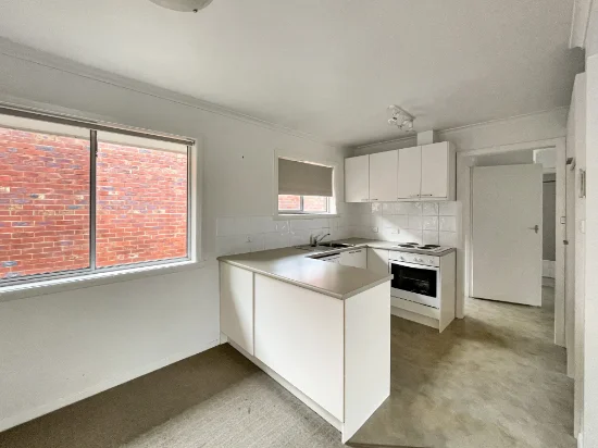 2/339 Pakington Street, Newtown, Vic 3220-Image