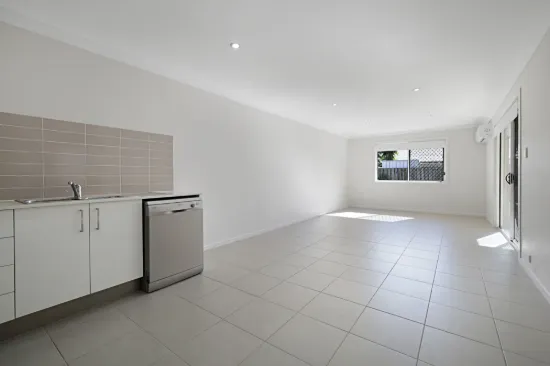 2/34 Carlin St, Glenvale, Qld 4350