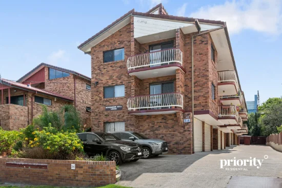 2/34 Hilltop Avenue, Chermside, Qld 4032 - For Rent