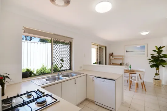 2/35 Drabble Road, Scarborough, WA 6019