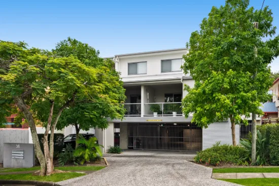 2/36 Hall Street, Northgate, Qld 4013