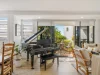 2/36 Prince Edward Parade, Redcliffe, Qld 4020-Image