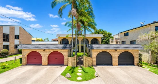 2/37 Goonawarra Drive, Mooloolaba, Qld 4557