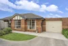 2/37 Oakwood Crescent, Waurn Ponds, Vic 3216