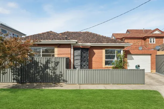 2/38 Mendip Road, Reservoir, Vic 3073