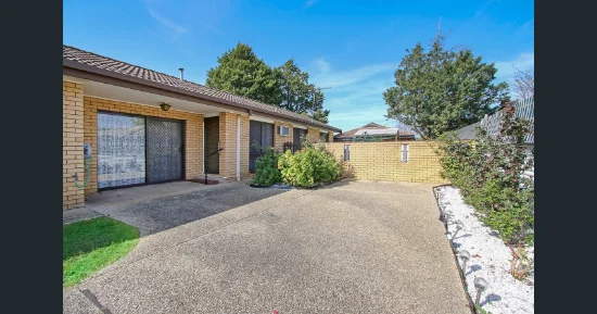 2/396E Ross Circuit, Lavington, NSW 2641