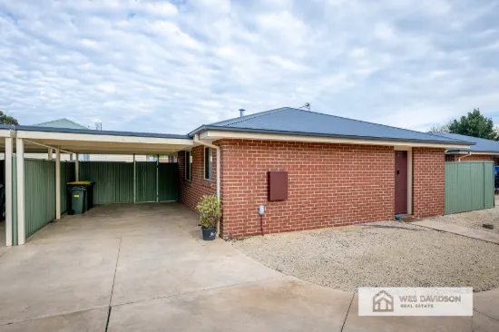 2/4 Remlaw Road, Horsham, Vic 3400