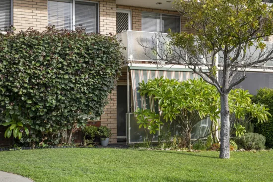 2/4 Villiers Street, Yokine, WA 6060