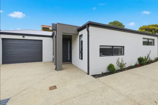 2/40 Dyson Drive, Sunbury, Vic 3429