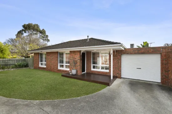 2/42-44 Burdoo Drive, Grovedale, Vic 3216