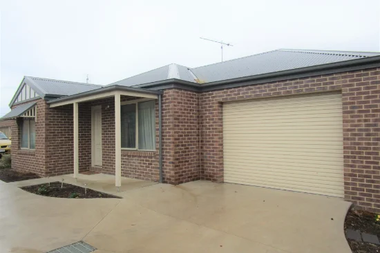 2/42 Main Street, Winchelsea, Vic 3241