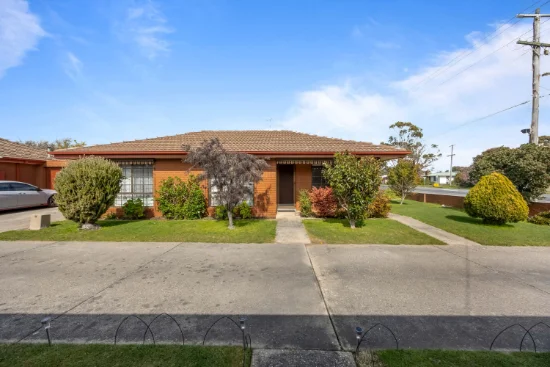 2/428 Gillies Street North, Wendouree, Vic 3355