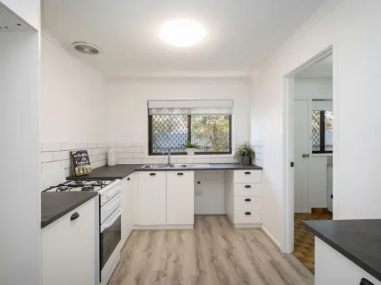 2/449 Hume Street, Albury, NSW 2640