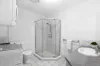 2/465 Esplanade, Torquay, Qld 4655-Image
