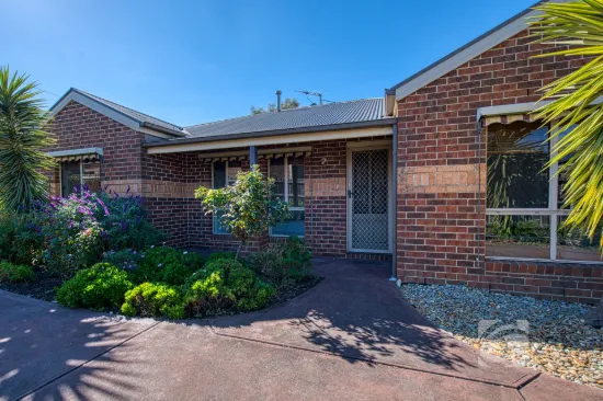2/47 Princes Hwy, Pakenham, Vic 3810