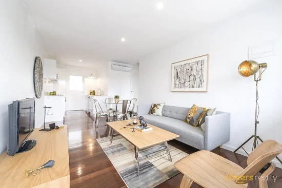 2/47 St Leonards Street, Coorparoo, Qld 4151