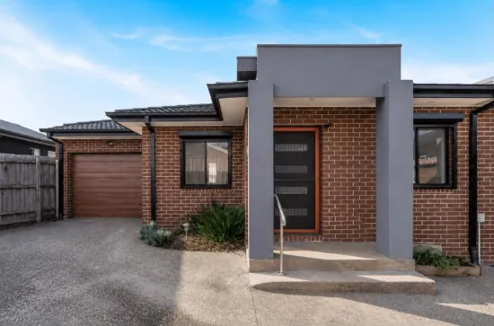 2/49 Gillingham Crescent, Craigieburn VIC 3064-Image