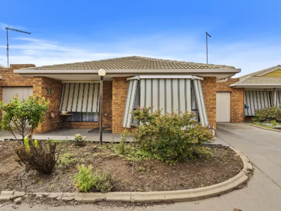 2/5 Banksia Drive, Corowa, NSW 2646