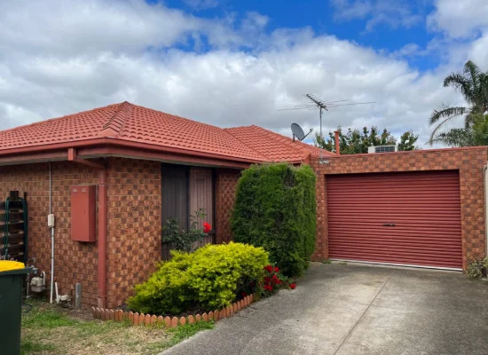 2/5 Doherty Street, Deer Park, Vic 3023