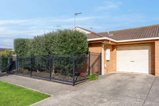 2/5 Katarina Place, Whittington, Vic 3219