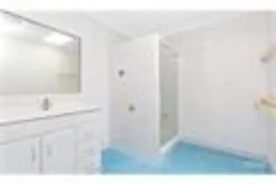 2/5 Macartney Street, Norman Gardens, Qld 4701-Image