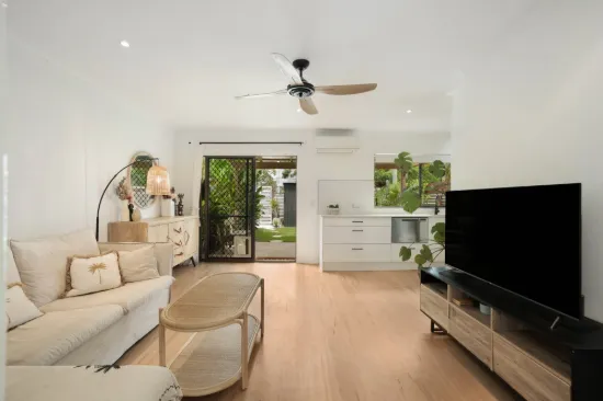 2/5 Nebula Street, Sunshine Beach, Qld 4567