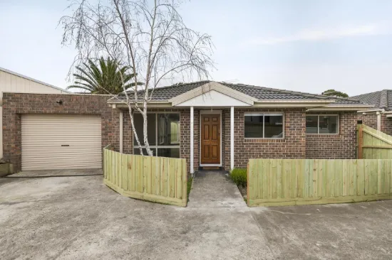 2/5 Tarwin Place, Meadow Heights, Vic 3048