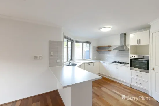 2/50 Langmore Lane, Berwick, Vic 3806-Image
