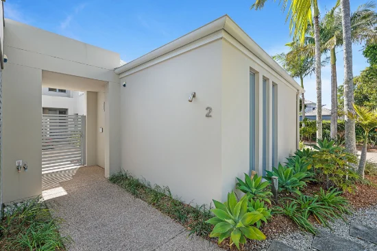 2/5055 Emerald Island Drive, Carrara QLD 4211-Image