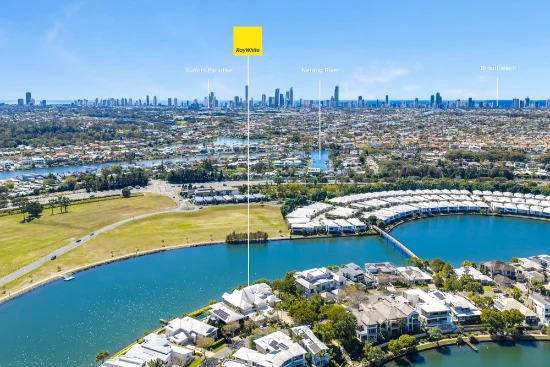 2/5055 Emerald Island Drive, Carrara QLD 4211-Image