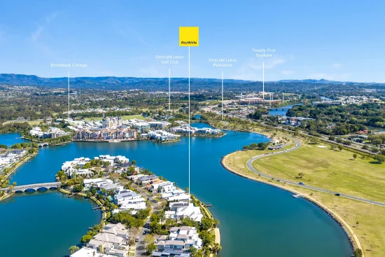 2/5055 Emerald Island Drive, Carrara QLD 4211-Image