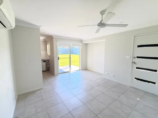 2/51 Reginald Dr, Kootingal, NSW 2352