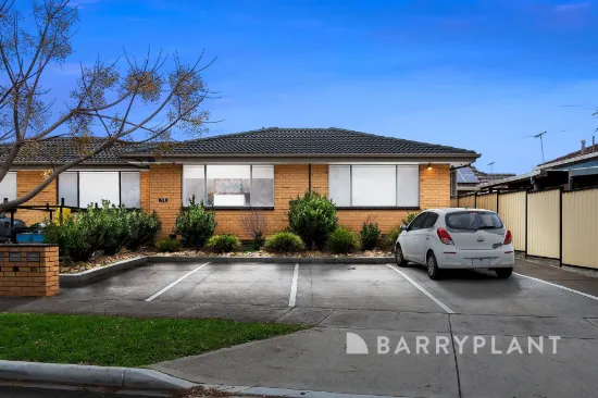 2/51 Shirley Street, St Albans, Vic 3021