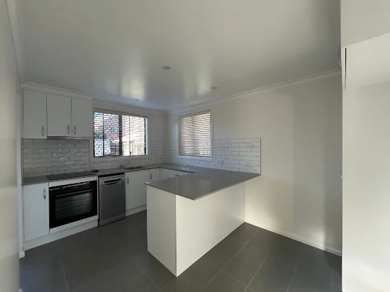 2/52 Beach Parade, Maroochydore QLD 4558-Image