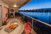 2/52 Wynnum Road, Norman Park, Qld 4170