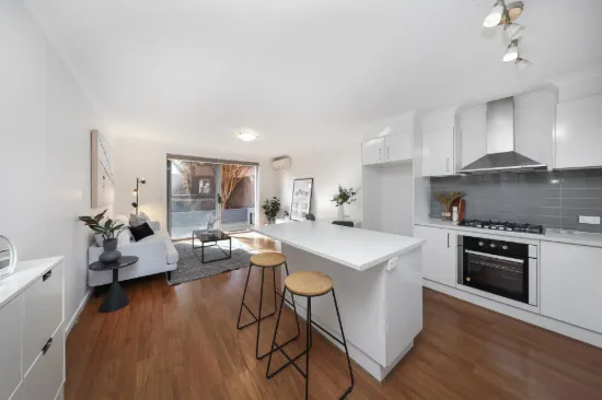 2/55 Challis Street, Newport, Vic 3015