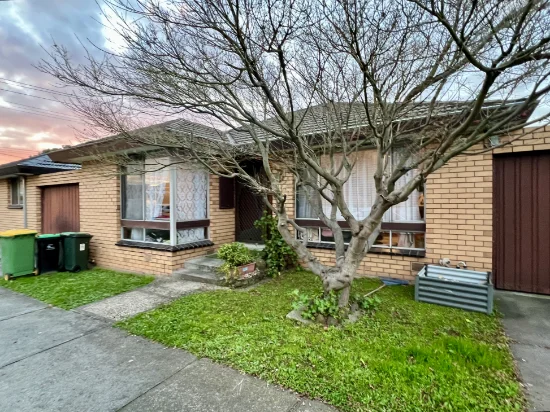 2/572 Gilbert Road, Reservoir, Vic 3073