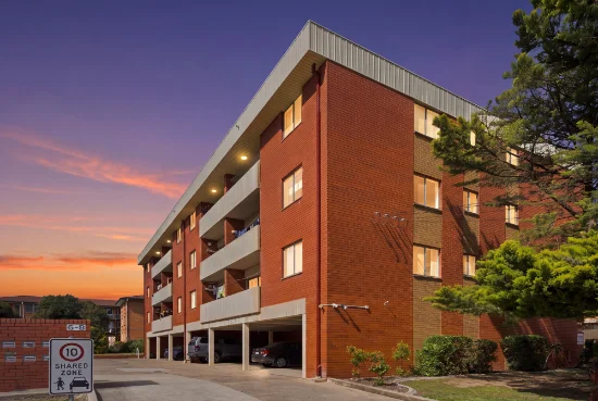 2/6-8 King Street, Crestwood, NSW 2620