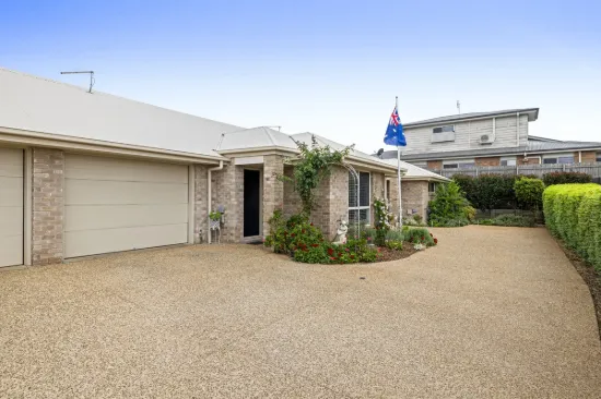 2/6 Macgregor Avenue, Highfields, Qld 4352