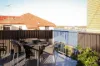 2/61 Hillside Crescent, Hamilton, Qld 4007-Image