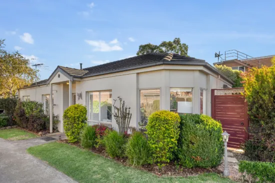 2/61 Strachans Road, Mornington, Vic 3931