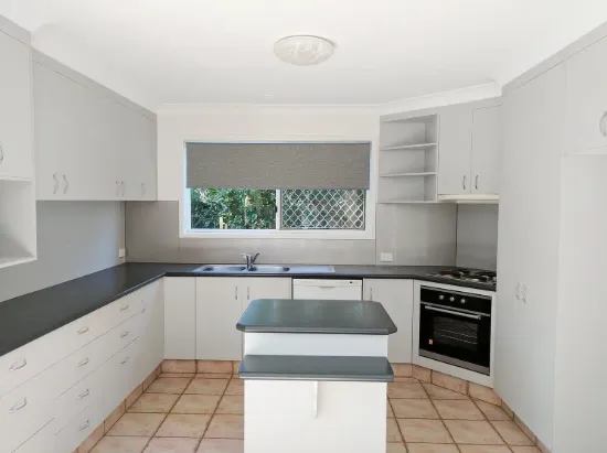 2/65 Laguna Ave, Palm Beach, Qld 4221