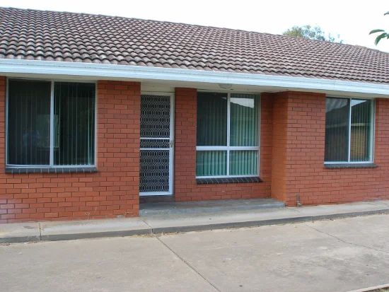 2/65 Market St, Sale, Vic 3850 - For Rent