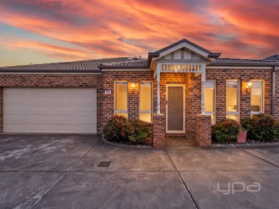 2/66 McBurnie Drive, Kurunjang, Vic 3337